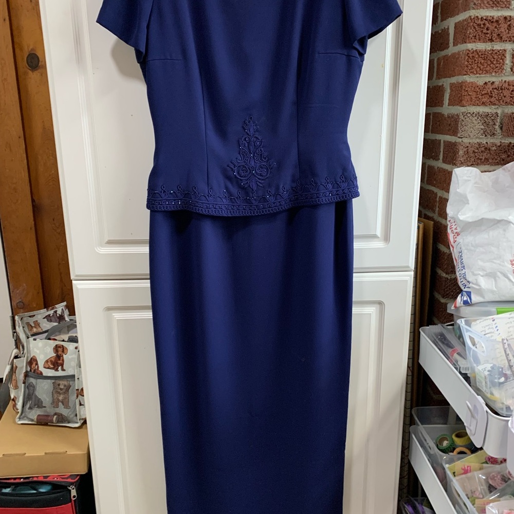 Elegant Navy Blue Dress with Embroidered Details